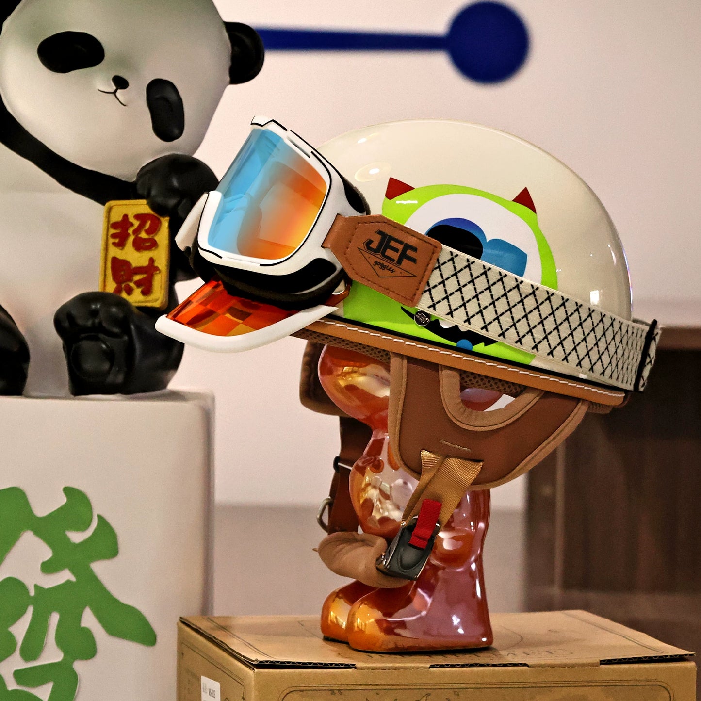 Taiwan JEF helmet cartoon big-eyed boy retro three-quarter helmet 3C men's and women's big-eyed monster electric summer half helmet
