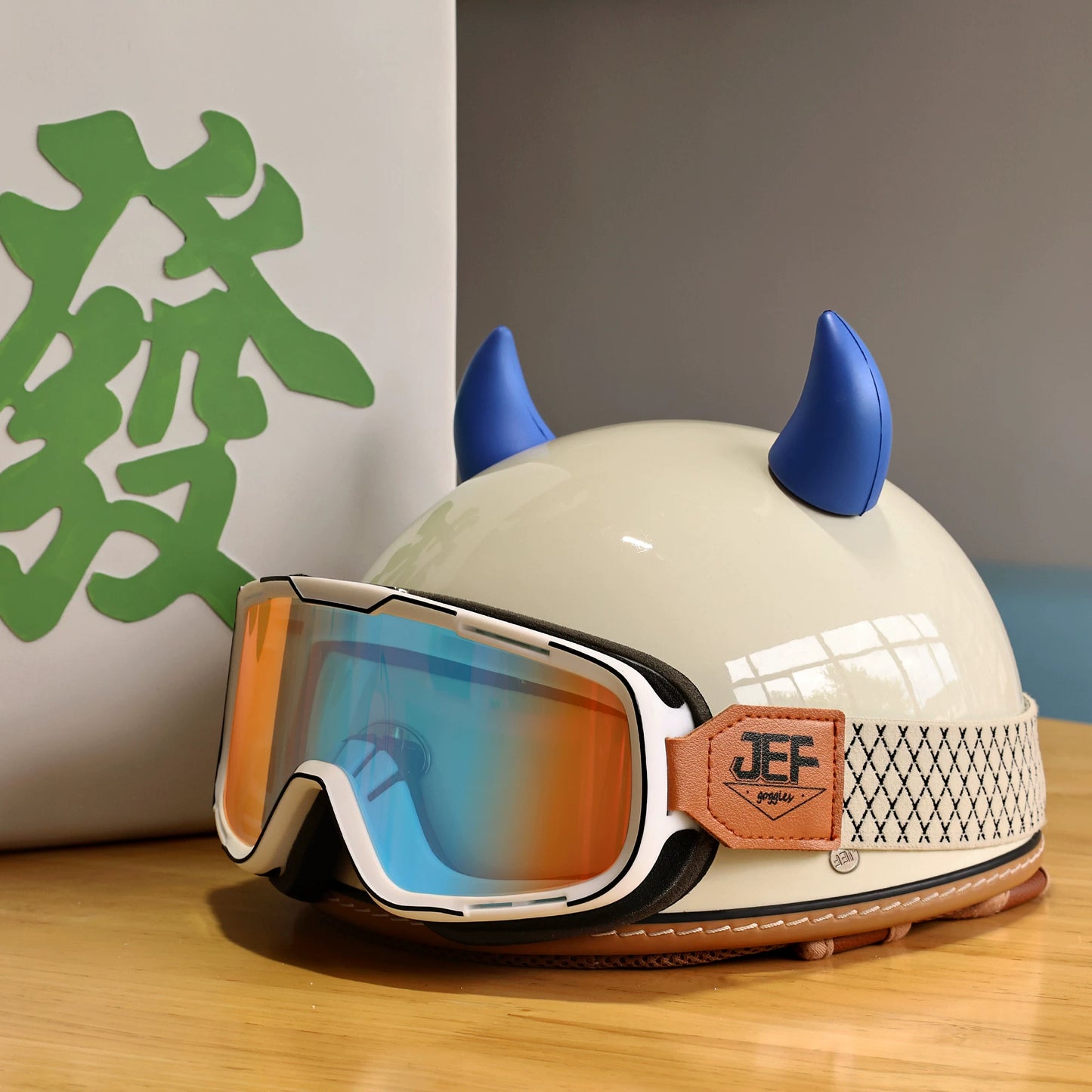 Taiwan JEF helmet retro abnormal pupil cat women's electric motorcycle half helmet men's summer skateboard cat light four seasons 3C scoop helmet