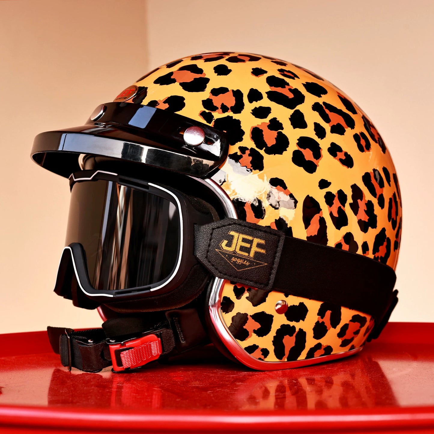 Taiwan JEF retro leopard print helmet women's locomotive 3/4 helmet men's motorcycle personality cool pedal three-quarter helmet