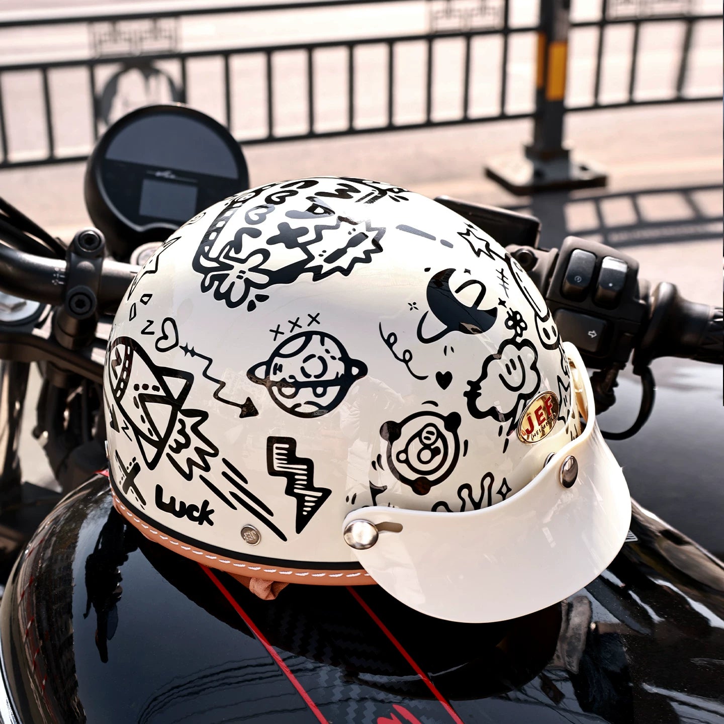 Taiwan JEF motorcycle helmet retro cruise locomotive men and women electric vehicle pedal half helmet summer 3C scoop helmet