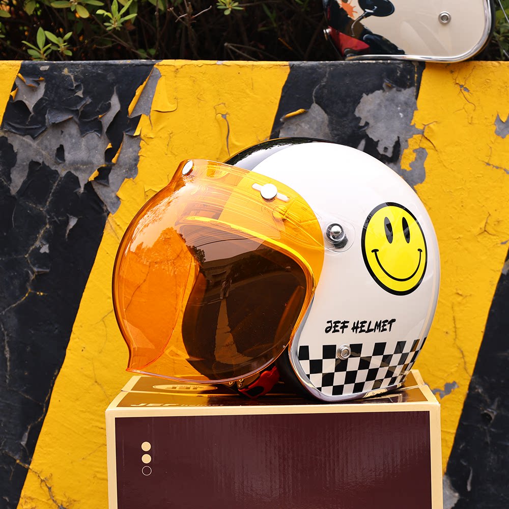 Taiwan JEF retro bubble mirror half helmet windshield windshield windproof sand anti-ultraviolet three-button universal helmet lens