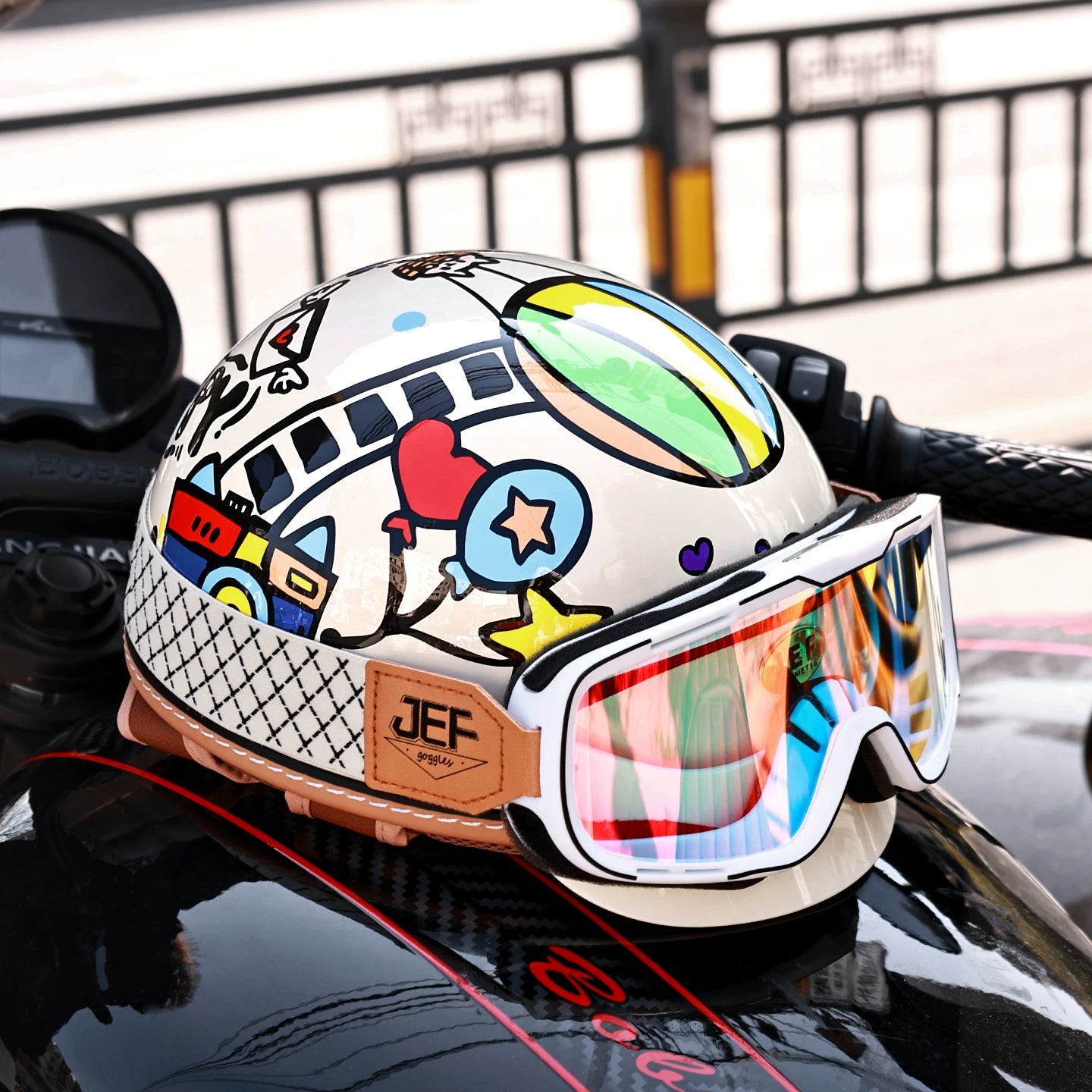 Taiwan JEF retro half helmet motorcycle locomotive men and women with the same summer scoop helmet electric cool lining light helmet 3C