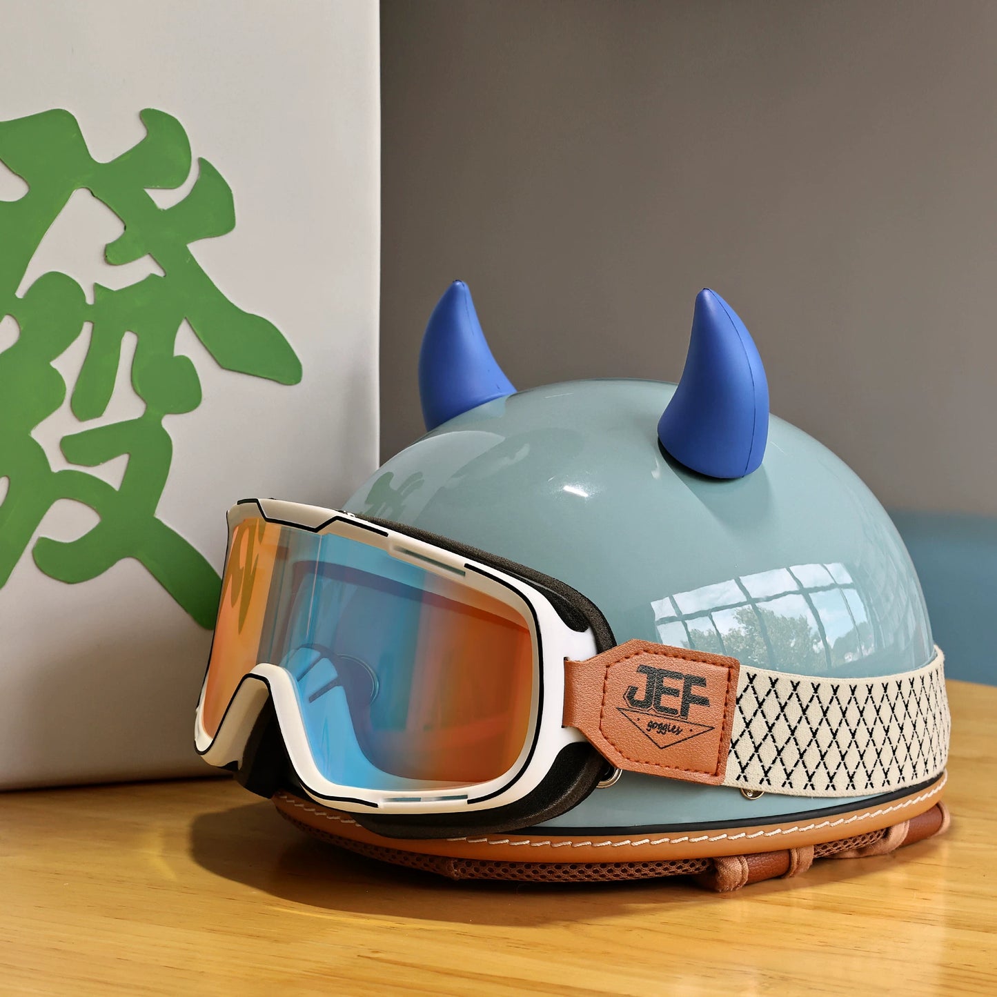Taiwan JEF helmet retro abnormal pupil cat women's electric motorcycle half helmet men's summer skateboard cat light four seasons 3C scoop helmet