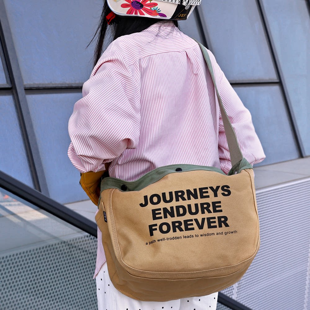 Taiwan JEF helmet messenger bag American canvas bag retro newsboy bag large capacity thick locomotive riding rider bag
